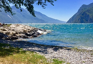 Die Strände von Riva del Garda