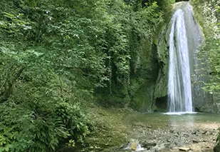 Der Wasserfallpark von Molina am Gardasee